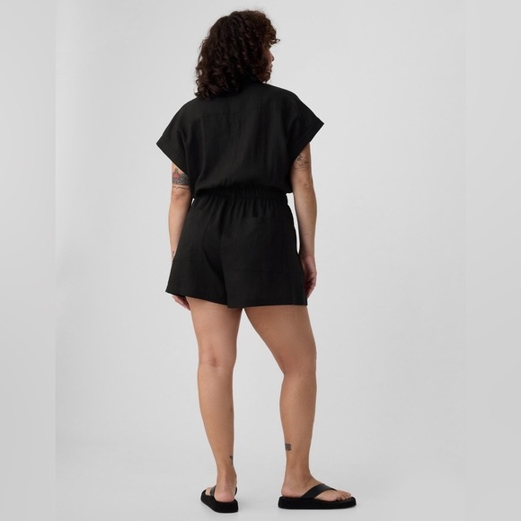 NWT! GAP Black Linen-Blend Utility Romper - Size Medium - Picture 5 of 7